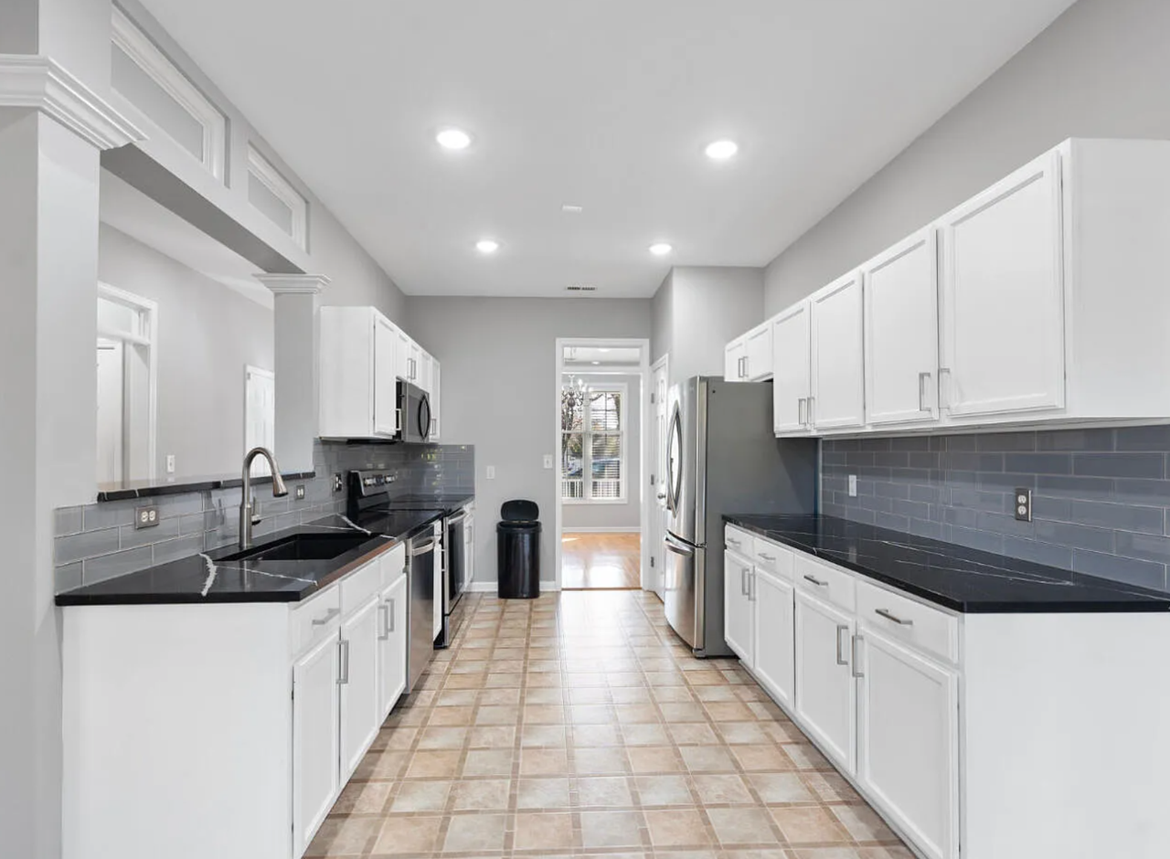 7707 Oak Marsh Dr #NA - Photo 5 of 14