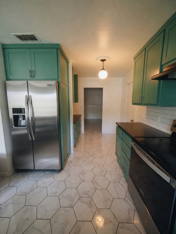 4904 Odessa Ave #NA - Photo 5 of 19