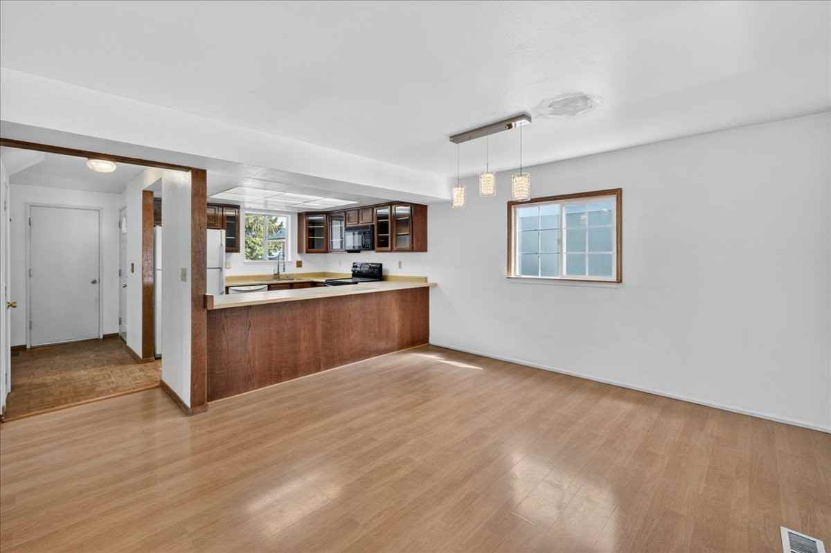 2675 Nicholette Dr #NA - Photo 2 of 14