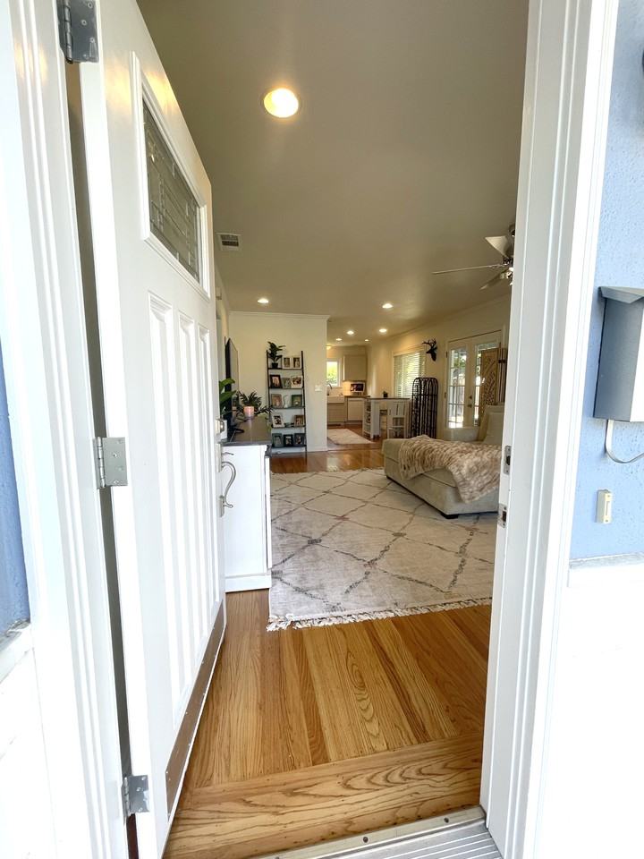 3902 Madeira Way #NA - Photo 3 of 15