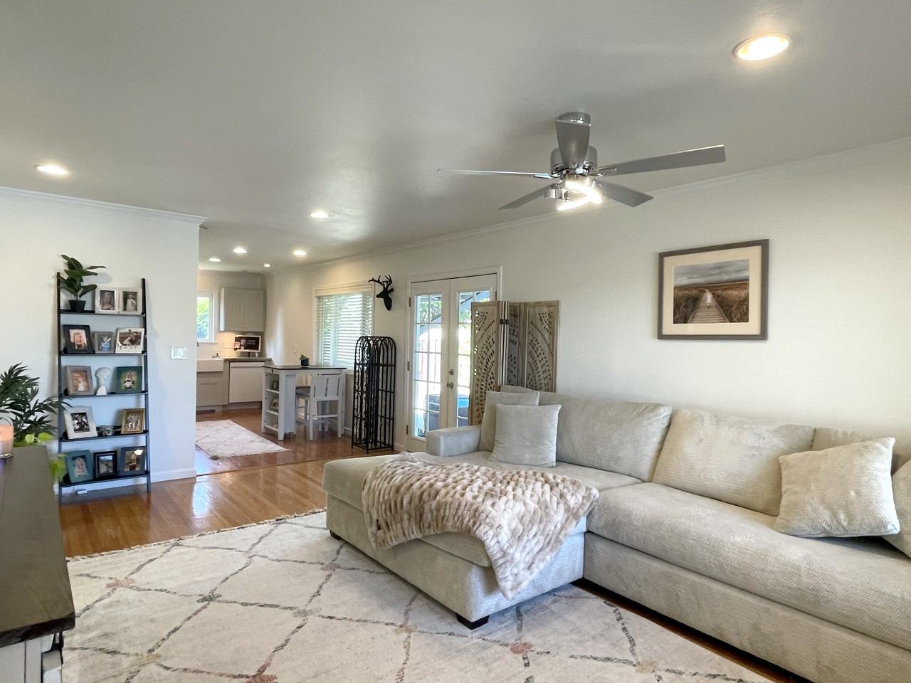 3902 Madeira Way #NA - Photo 4 of 15
