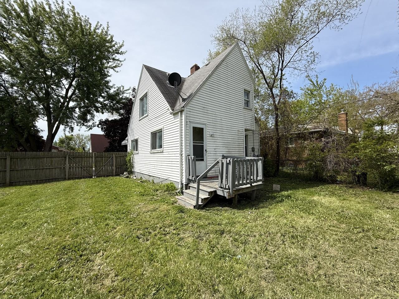 11377 Sherman Ave #NA - Photo 2 of 13