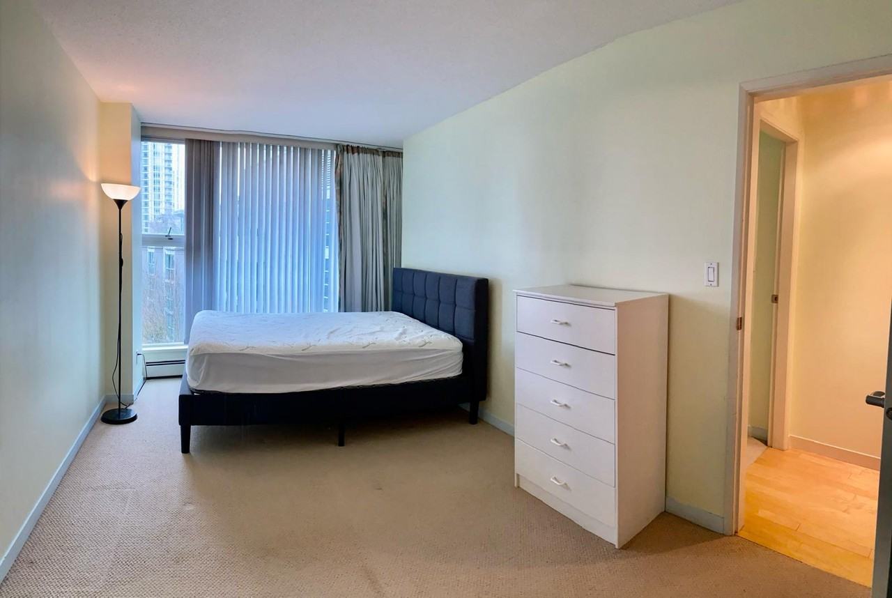1008 Cambie Street - Photo 4 of 11