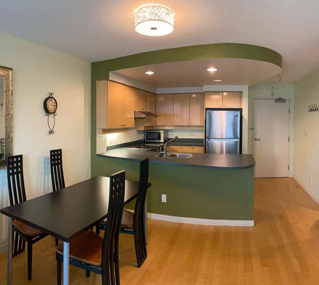 1008 Cambie Street - Photo 3 of 11
