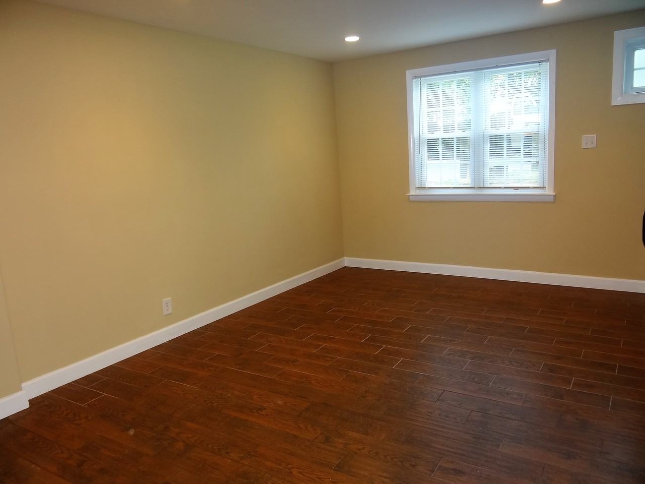 826 20th St S #3 - Photo 6 of 10