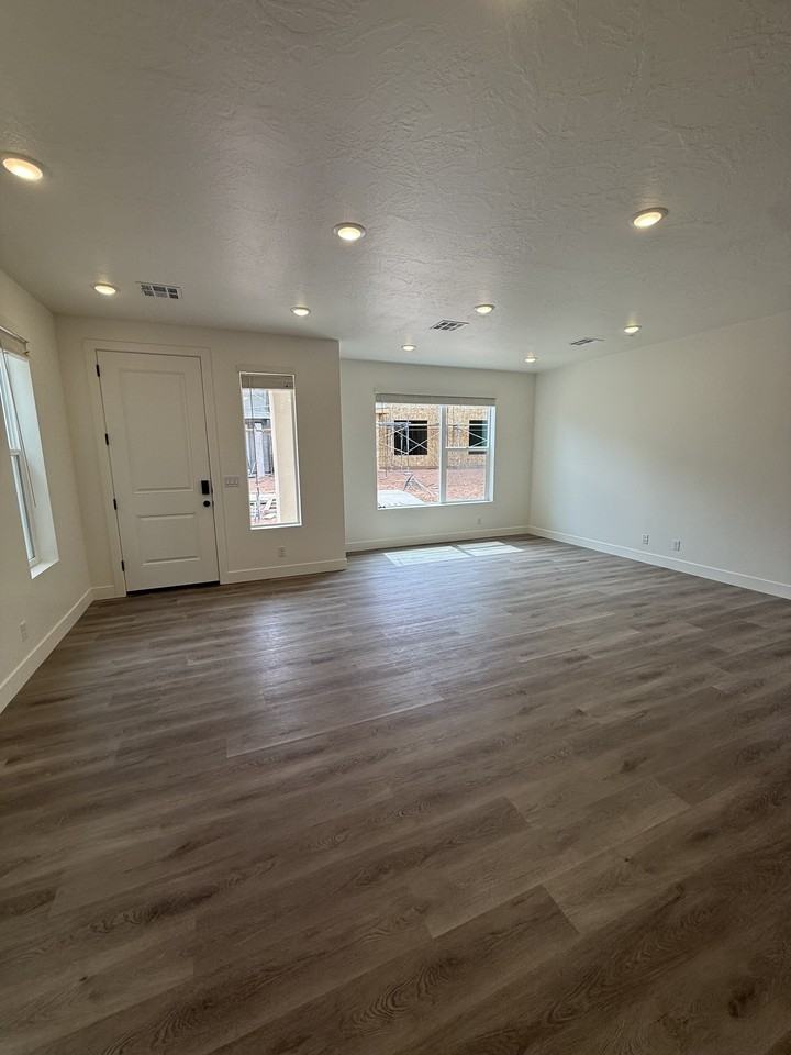 893 W Bright Ridge Cv - Photo 5 of 22