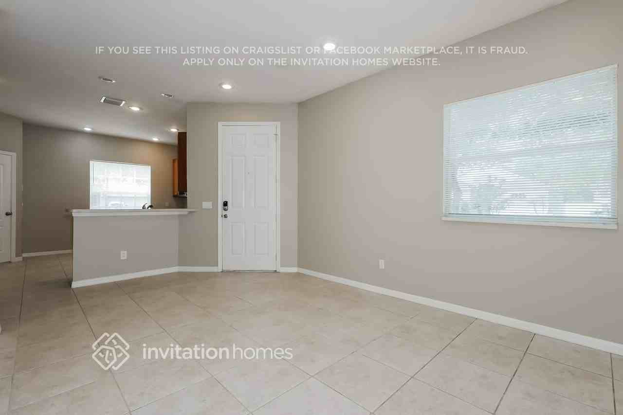 1846 Atlantic Dr - Photo 7 of 17