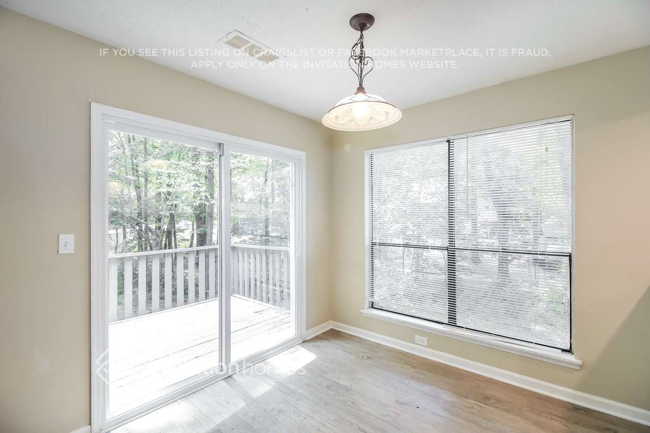 335 Rocky Springs Ct - Photo 6 of 17