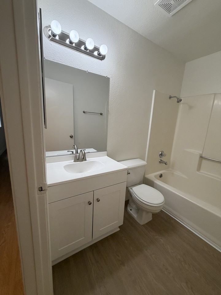 795 Minor St #748A - Photo 3 of 8