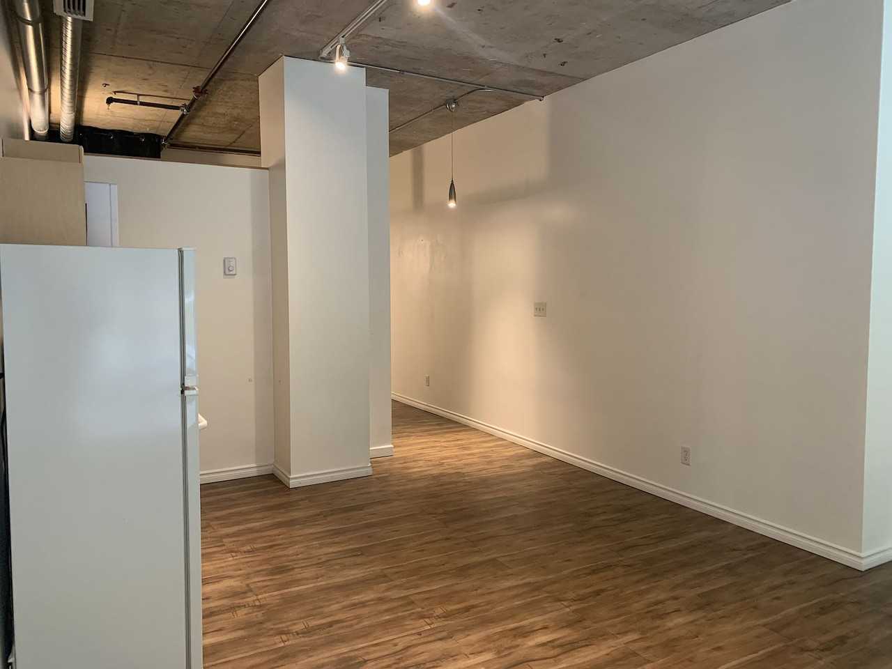 10024 Jasper Avenue 407, Edmonton, Alberta, Canada, T5J 1R2 - Photo 4 of 8