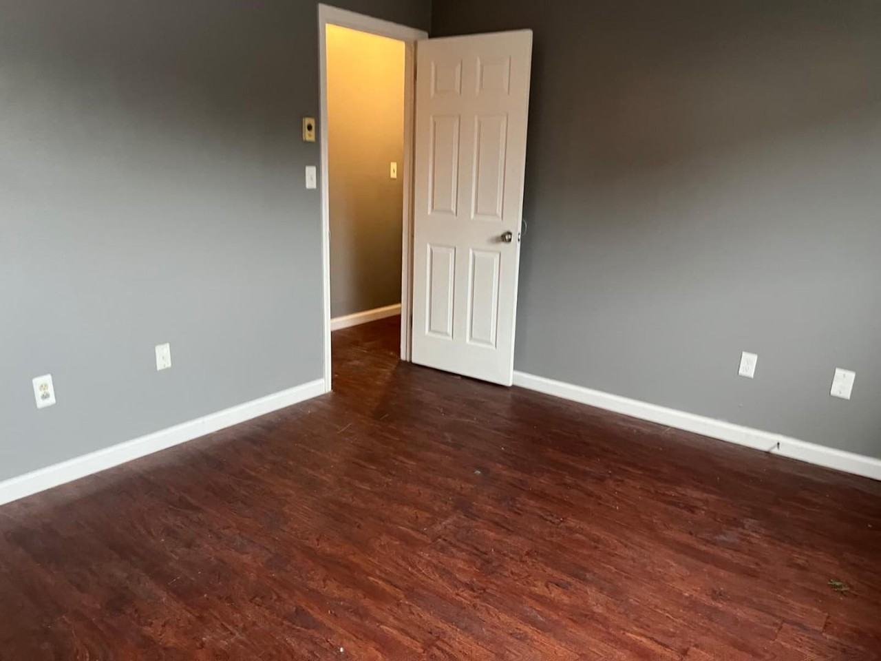 79 Yaun Ave:Building 3 - Photo 7 of 10