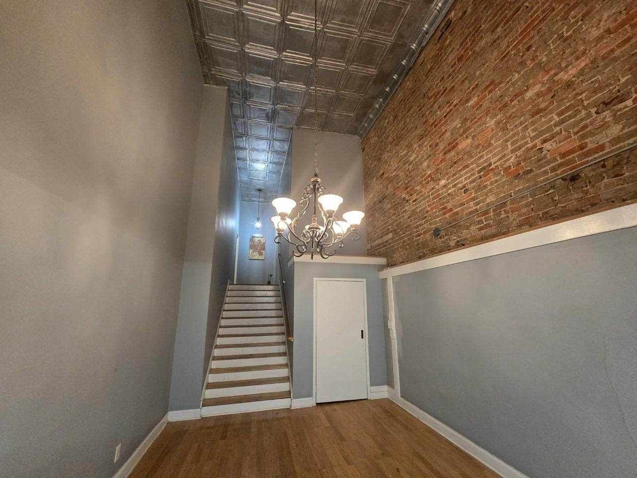 214 Hay St - Photo 2 of 12