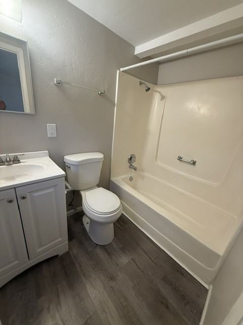 1089 W Schafer Dr #4 - Photo 4 of 5