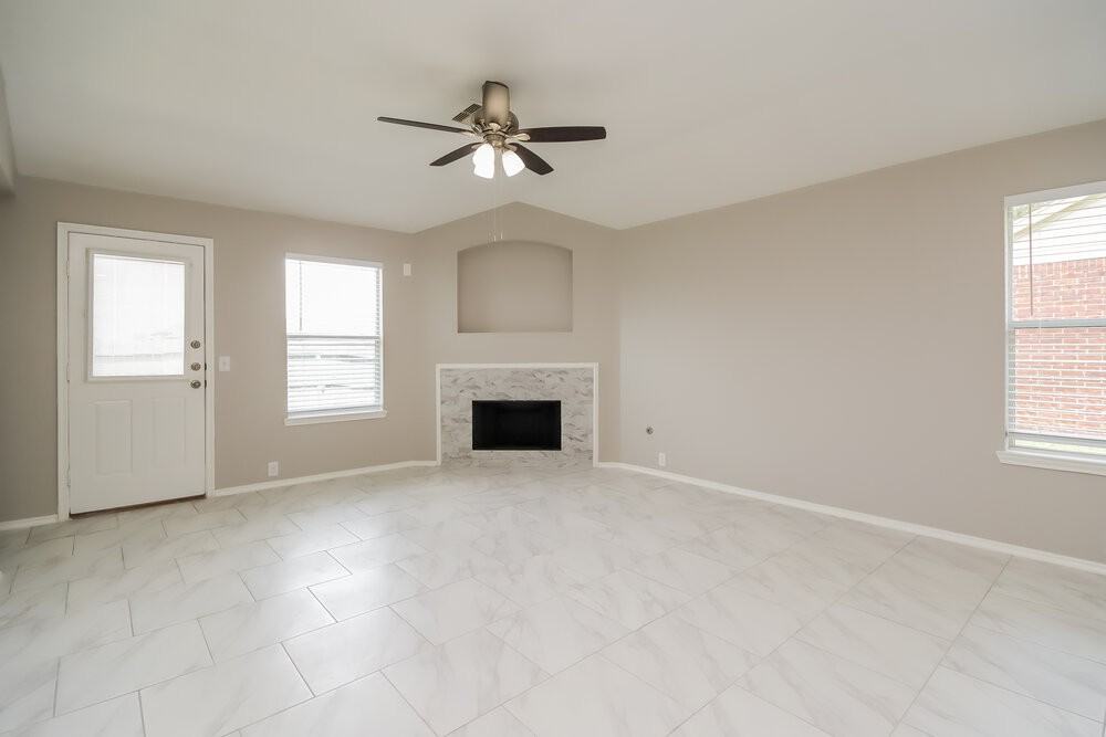 6027 Water Violet Ln - Photo 5 of 16