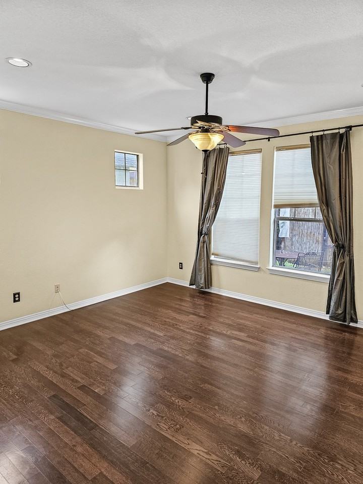 13604 Caldwell Dr #11 - Photo 6 of 27