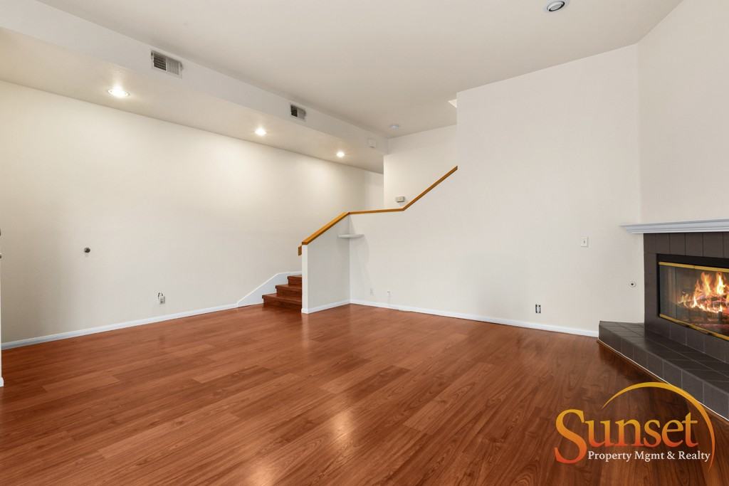 1876 Oliver Ave #1 - Photo 3 of 26