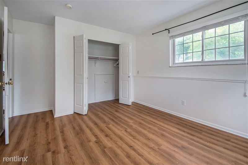 1651 Dicken Dr Lowr #1653LOWER - Photo 6 of 11