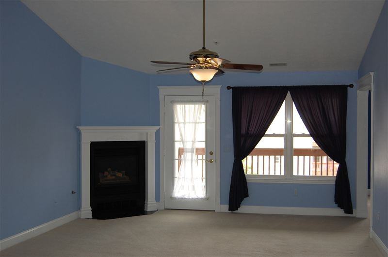 1388 Heatherwood Ln #1 - Photo 2 of 14