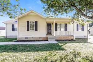 featured image of 2826 Henderson Ln