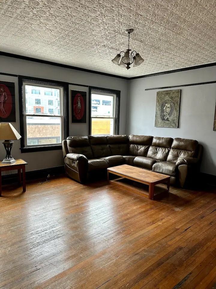 220 E State St #4 - Photo 5 of 11