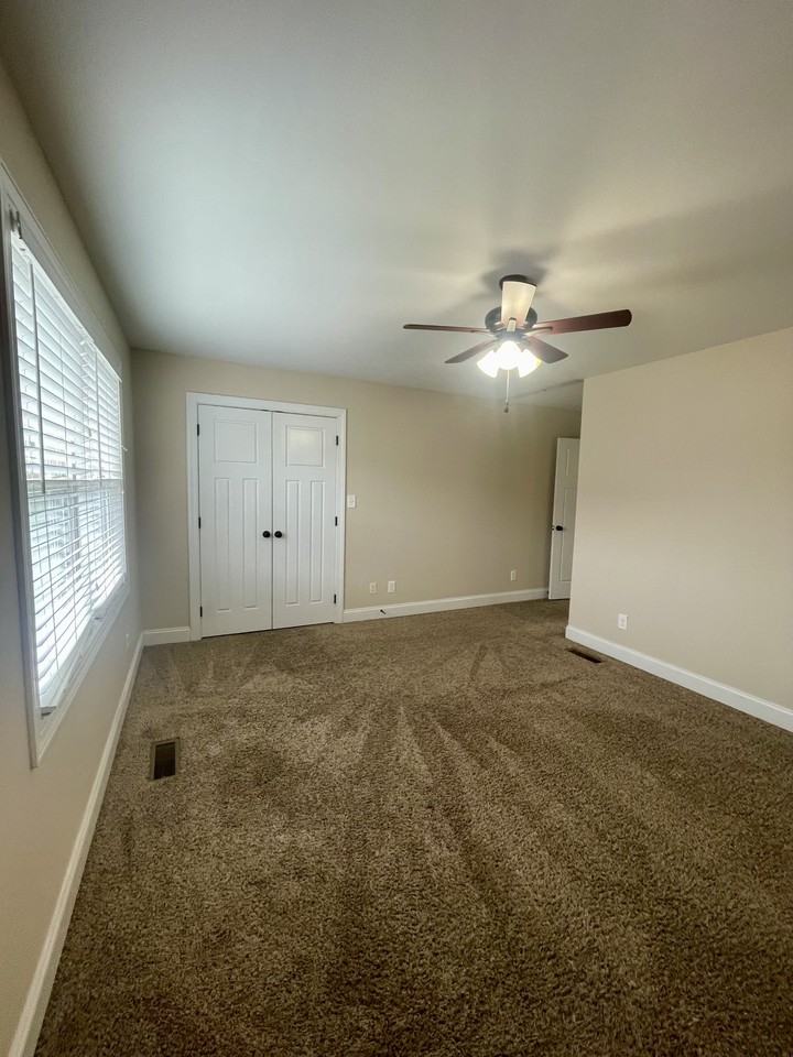 126 Capital St #1 - Photo 7 of 10