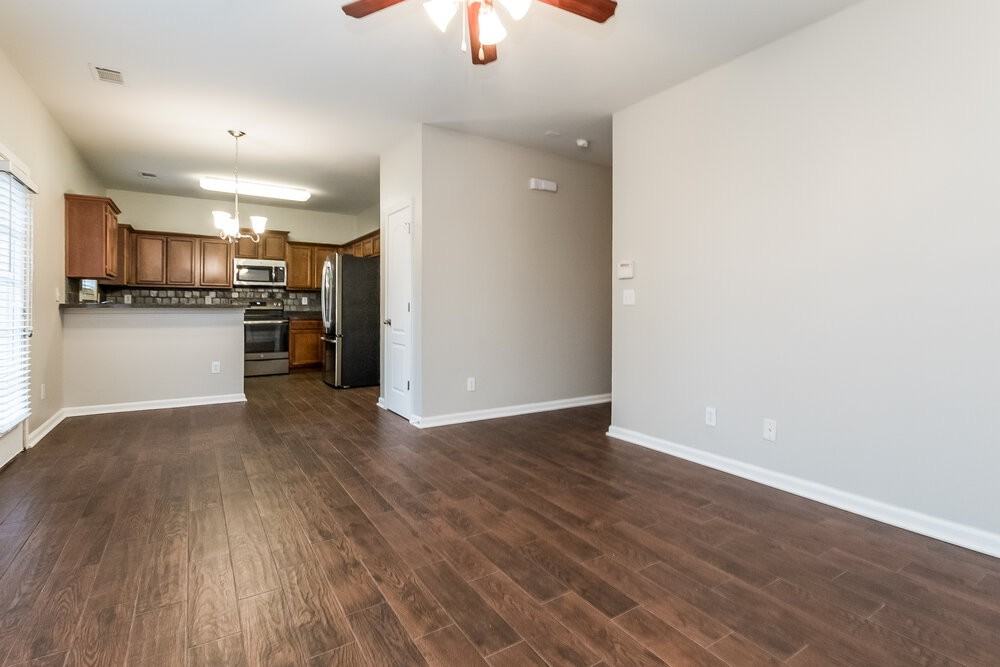 6522 Grand Hickory Dr - Photo 7 of 17