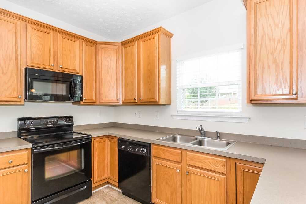 27 Palladio Way - Photo 6 of 15