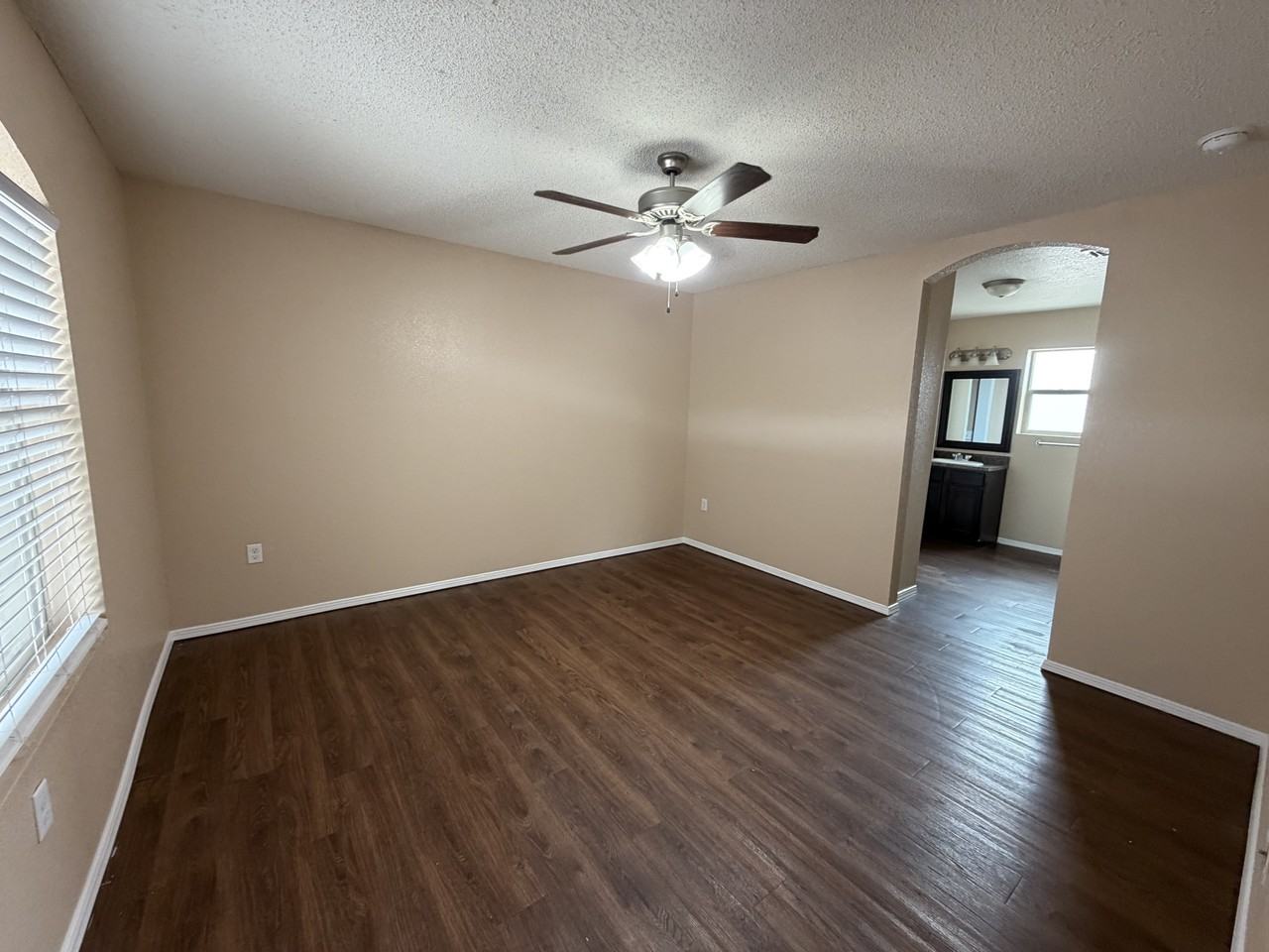9811 Socorro Rd #3 - Photo 7 of 9