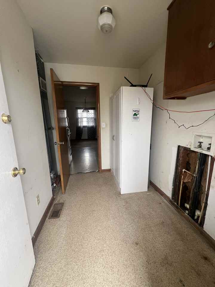 116 N 3rd St #1 - Photo 2 of 10
