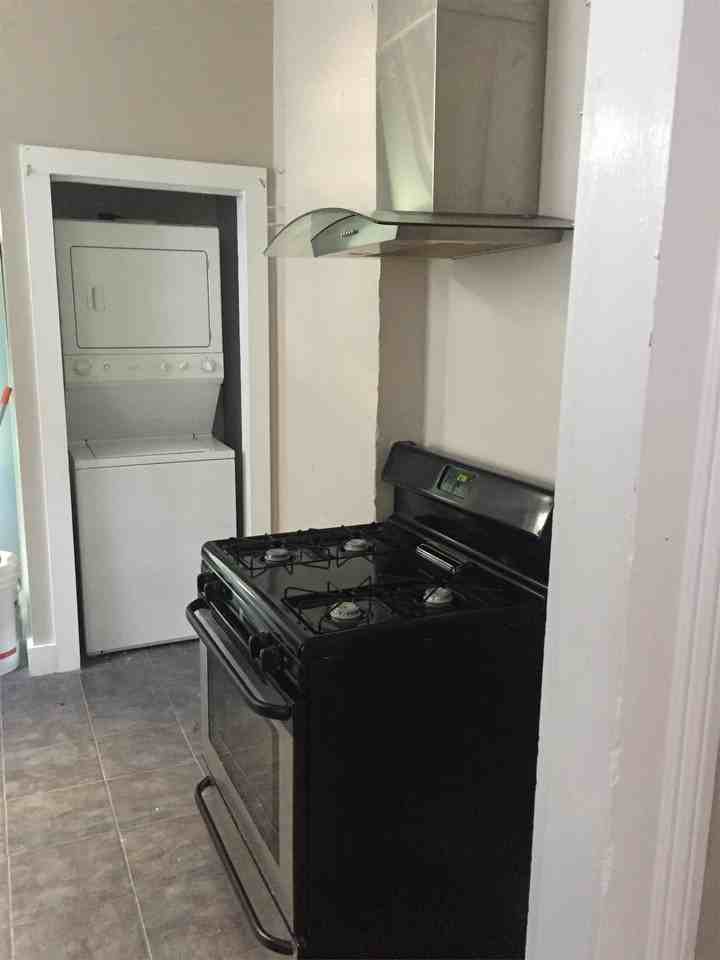 1916 Constantinople St #1916 - Photo 3 of 9