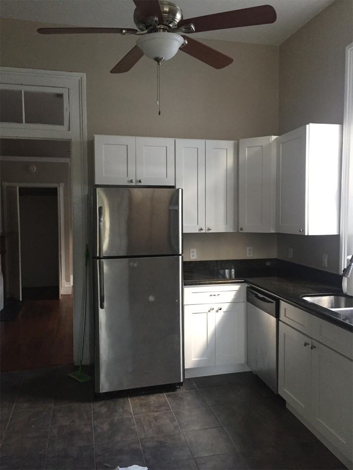 1916 Constantinople St #1916 - Photo 4 of 9