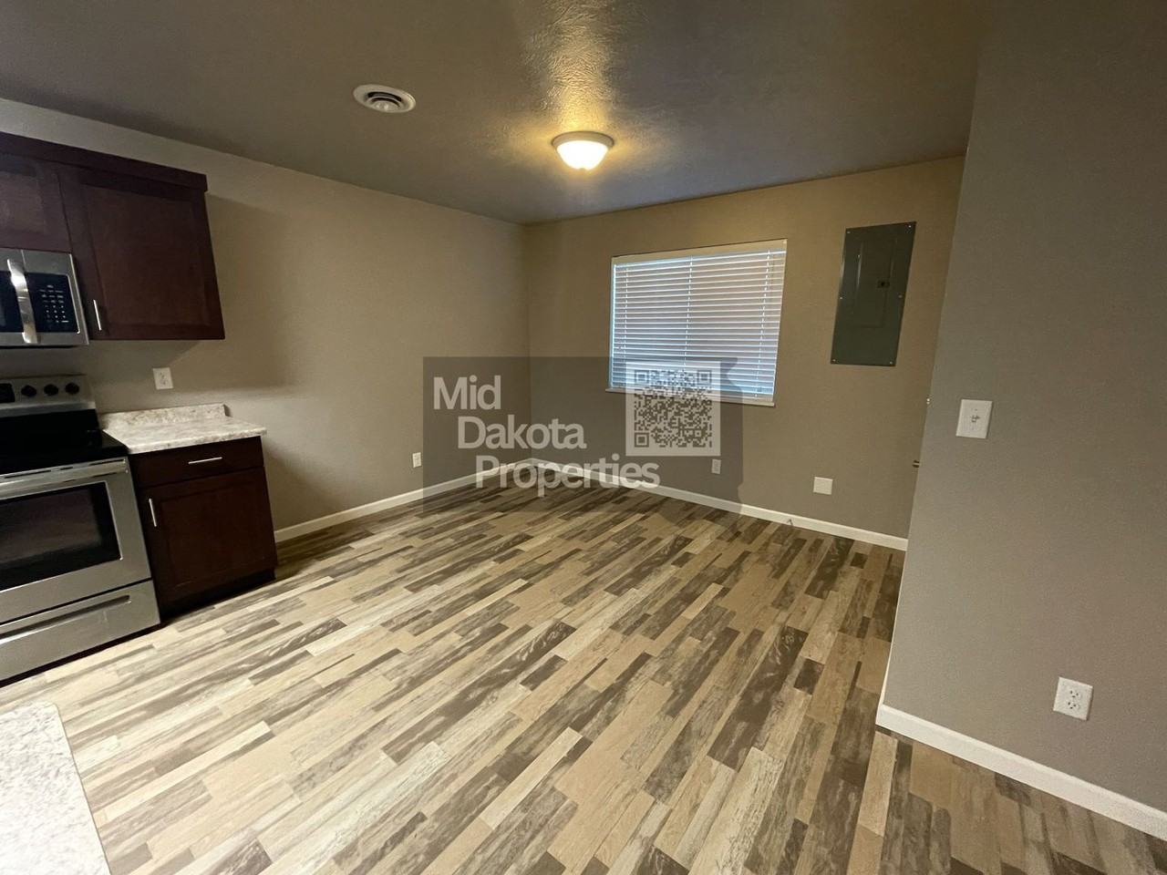 Juniper Townhomes - Photo 4 of 18