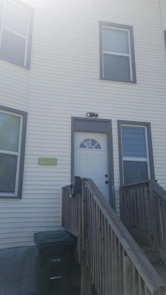 226 Randolph St #1 - Photo 2 of 10