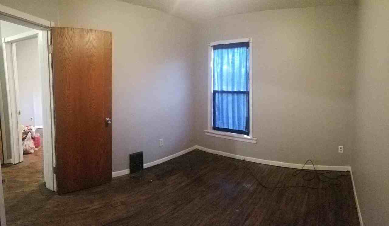 226 Randolph St #1 - Photo 7 of 10