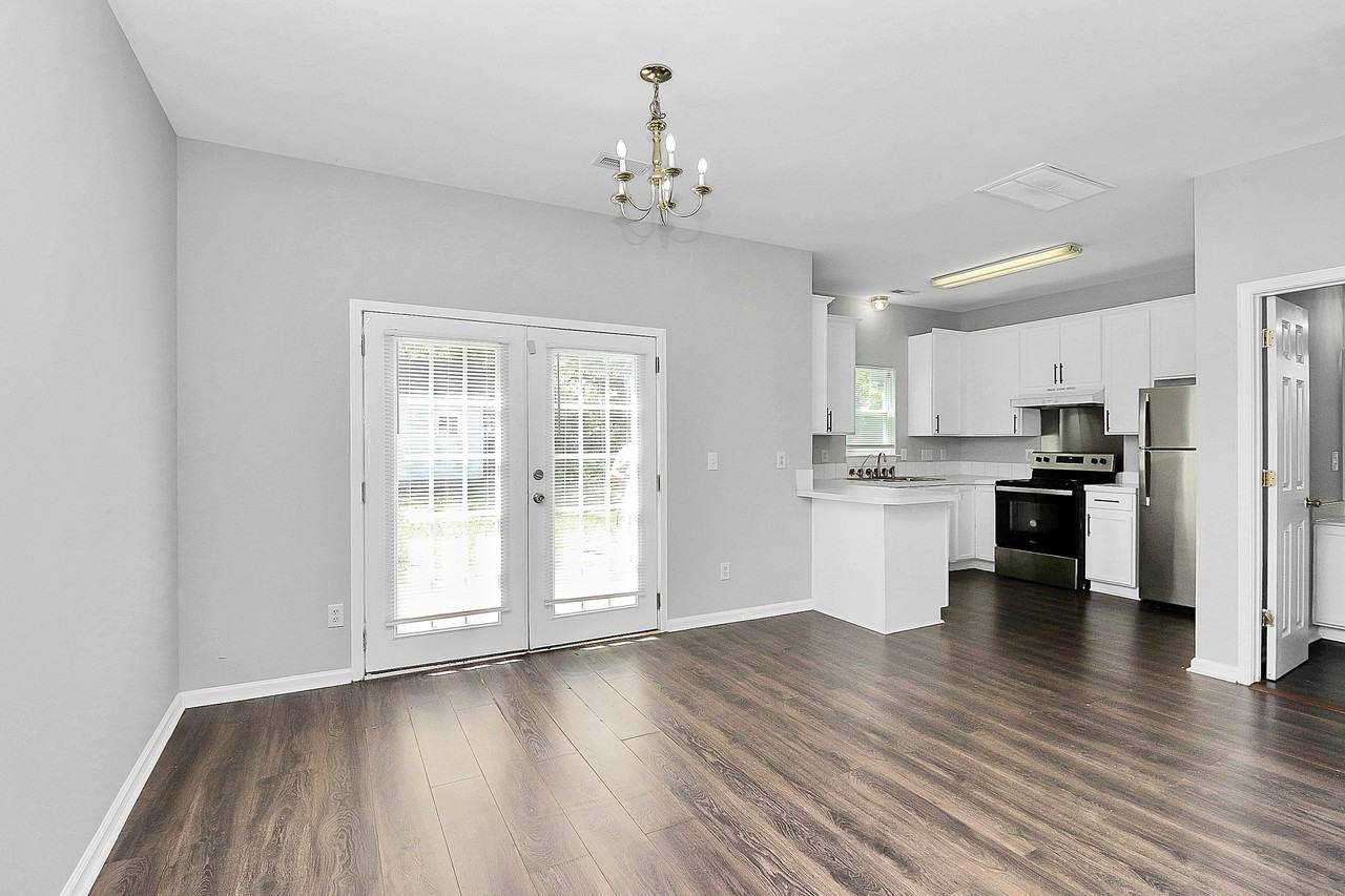 3731 Bullard St #1 - Photo 3 of 25