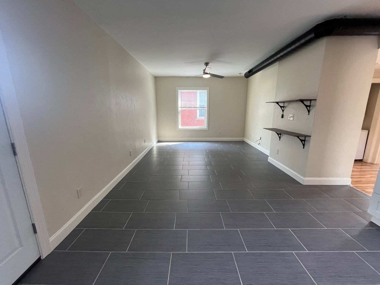 211 Amber St #2 - Photo 4 of 34