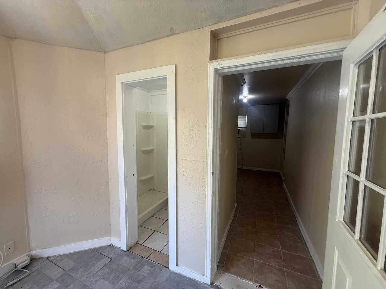 507 Cantrell Dr #B - Photo 7 of 11