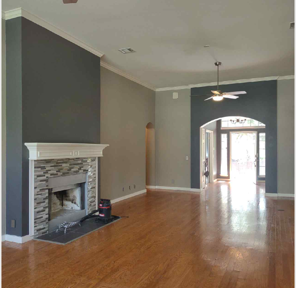 11914 Loomis Dr #1 - Photo 5 of 41