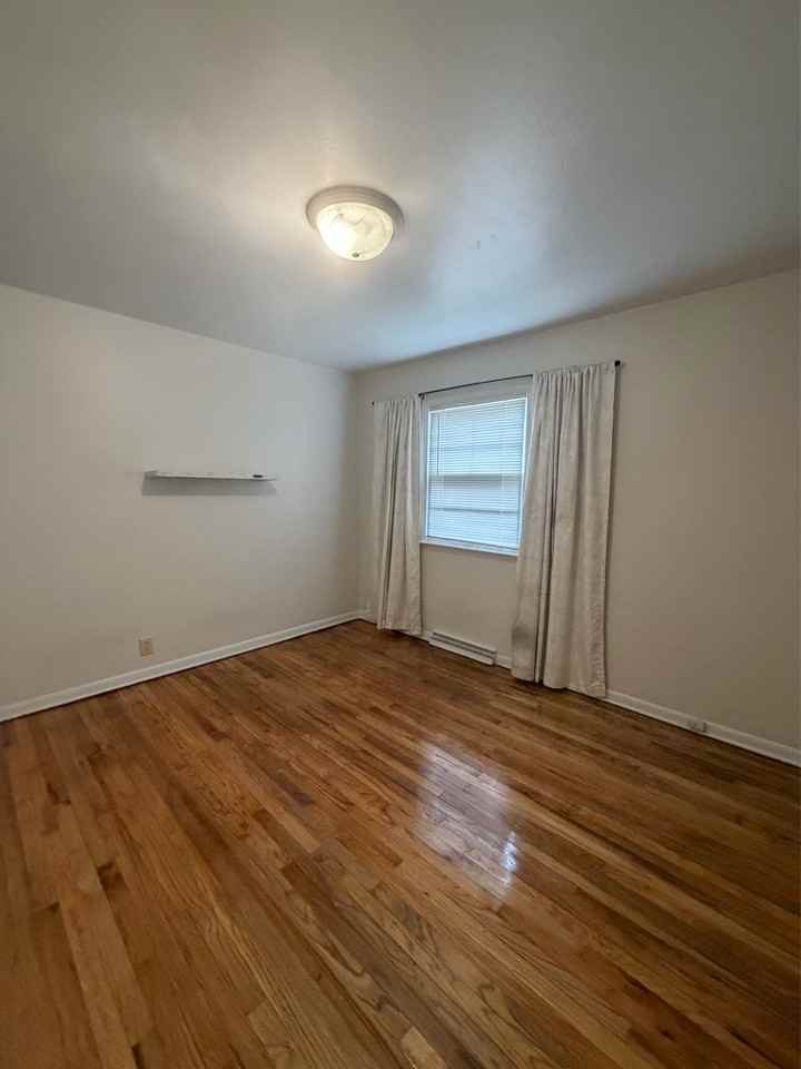 2114 Ferrol St #2-2112 - Photo 6 of 12