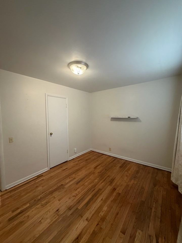 2114 Ferrol St #2-2112 - Photo 7 of 12