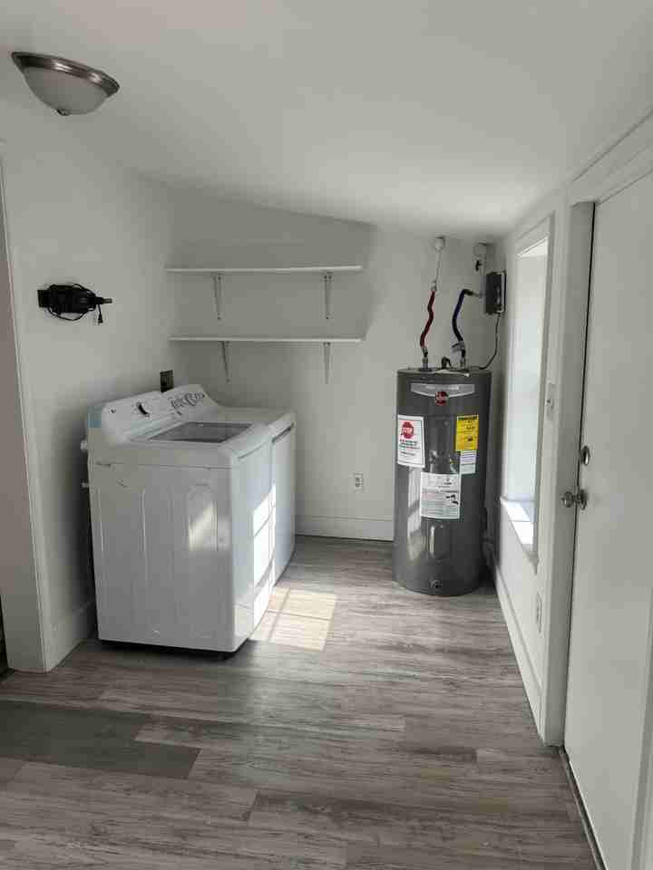 205 E East St #1 - Photo 6 of 12