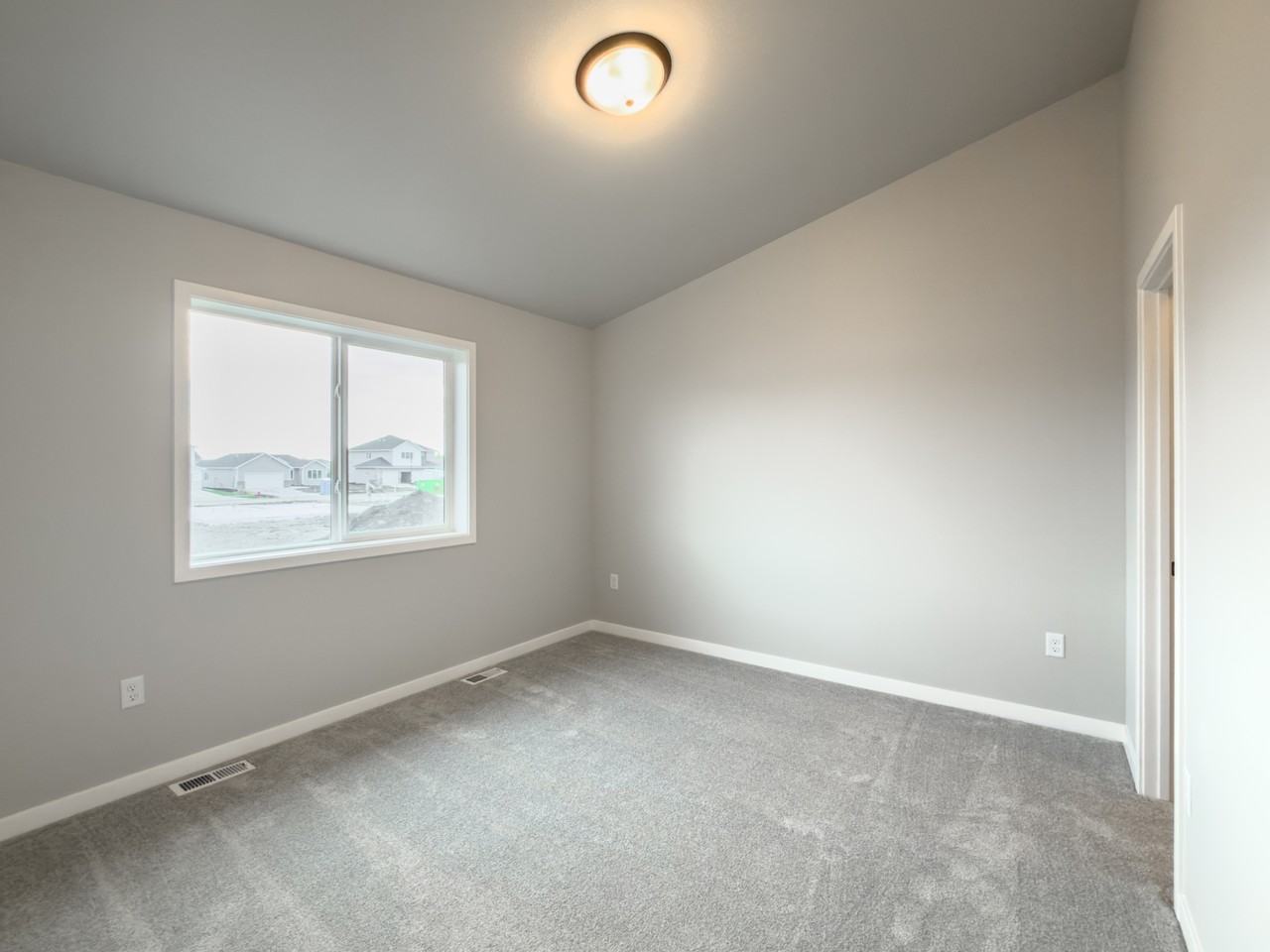 3719 33rd St S #1 - Photo 6 of 15