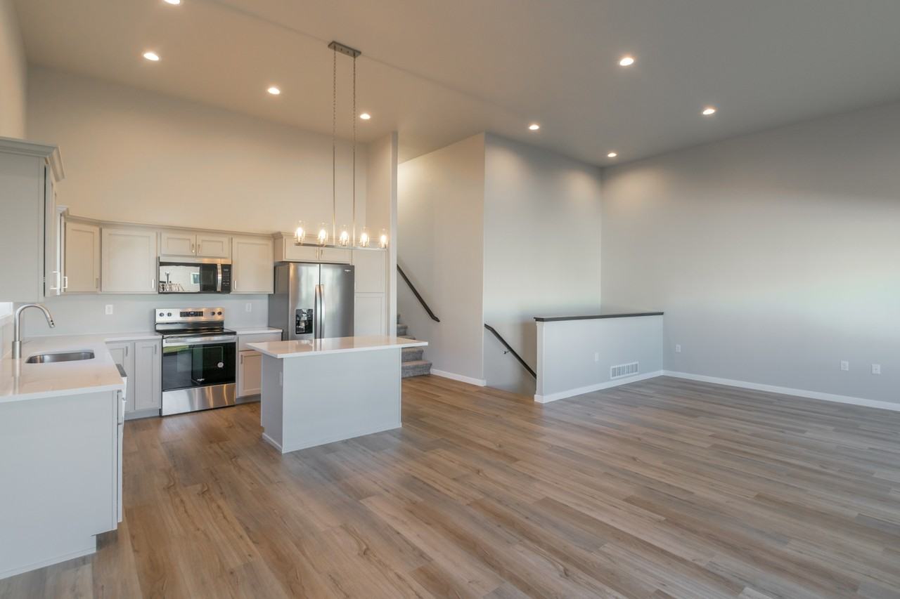 3615 33rd St S #1 - Photo 4 of 16