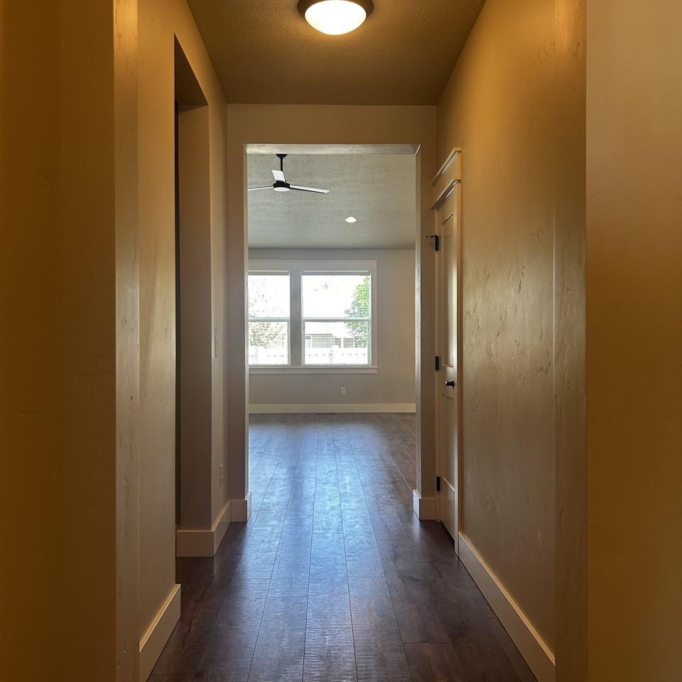 3440 E Girdner Dr #1 - Photo 4 of 19