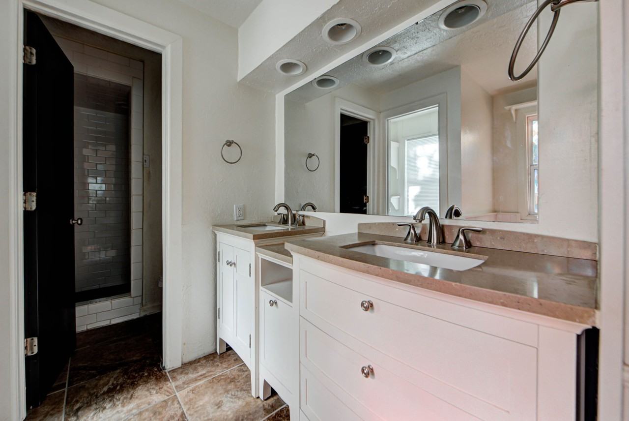 1222 Camden Way #1 - Photo 6 of 10