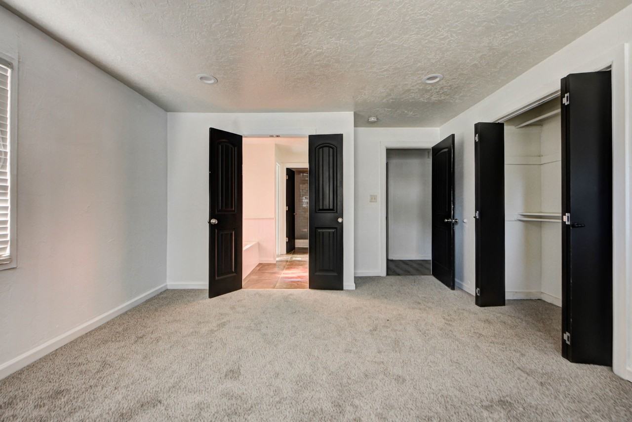 1222 Camden Way #1 - Photo 7 of 10