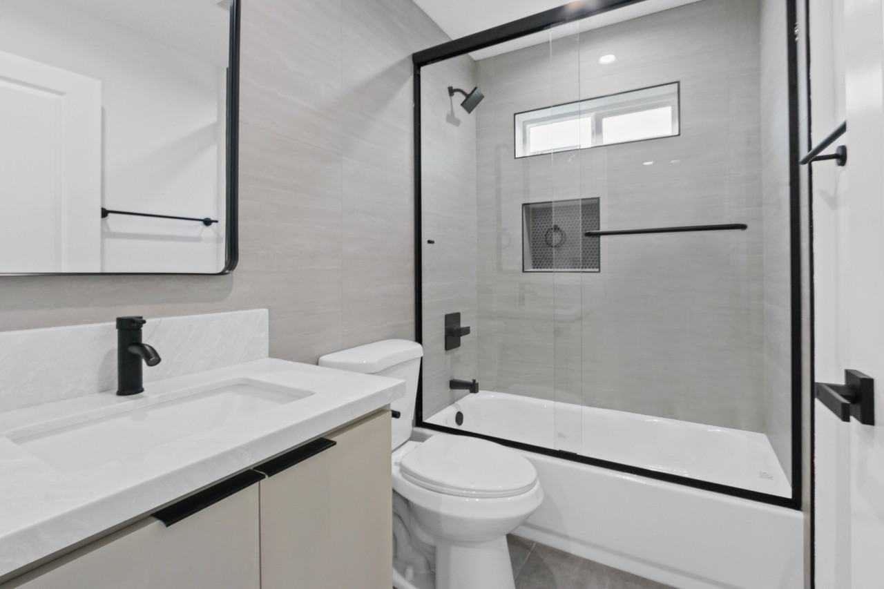 2512 Pennsylvania Ave #2512 - Photo 7 of 47