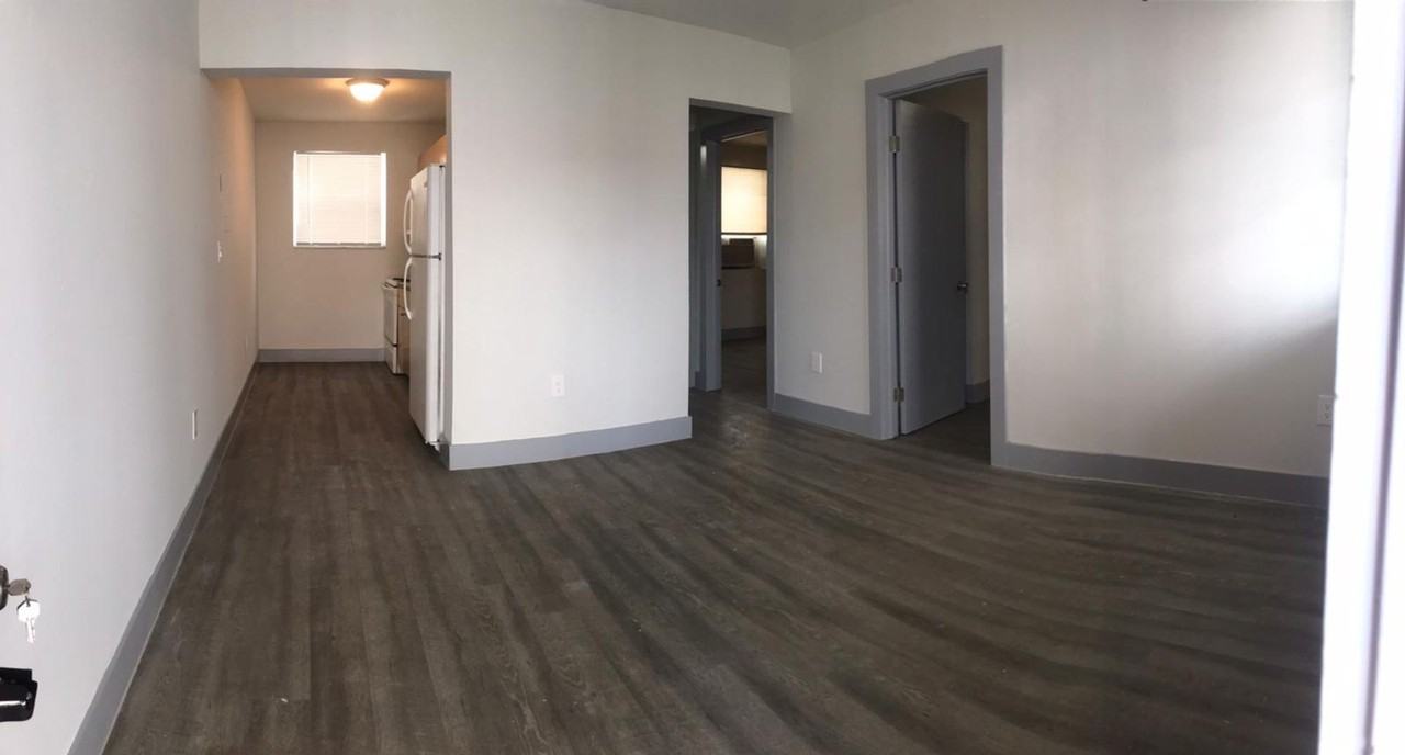 1805 Nw 2nd Ct - Photo 3 of 29