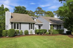 featured image of 304 Lord Granville Dr #1