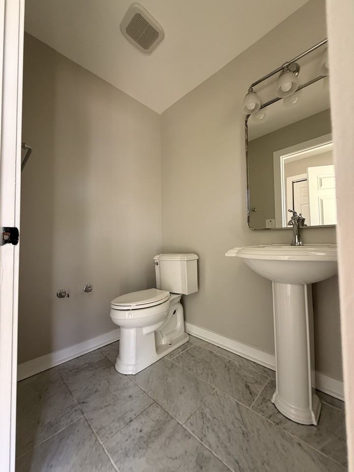 16823 Stahelin Ave #1 - Photo 3 of 14